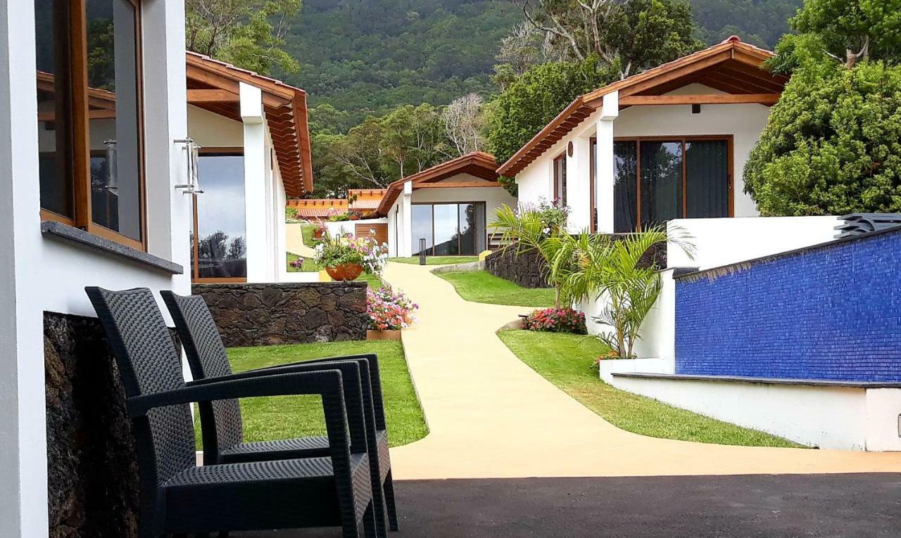 Villas Casteletes Urzelina Exterior photo